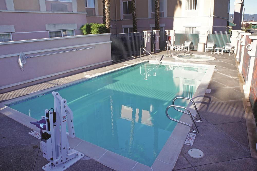 La Quinta By Wyndham Fairfield - Napa Valley Exterior foto