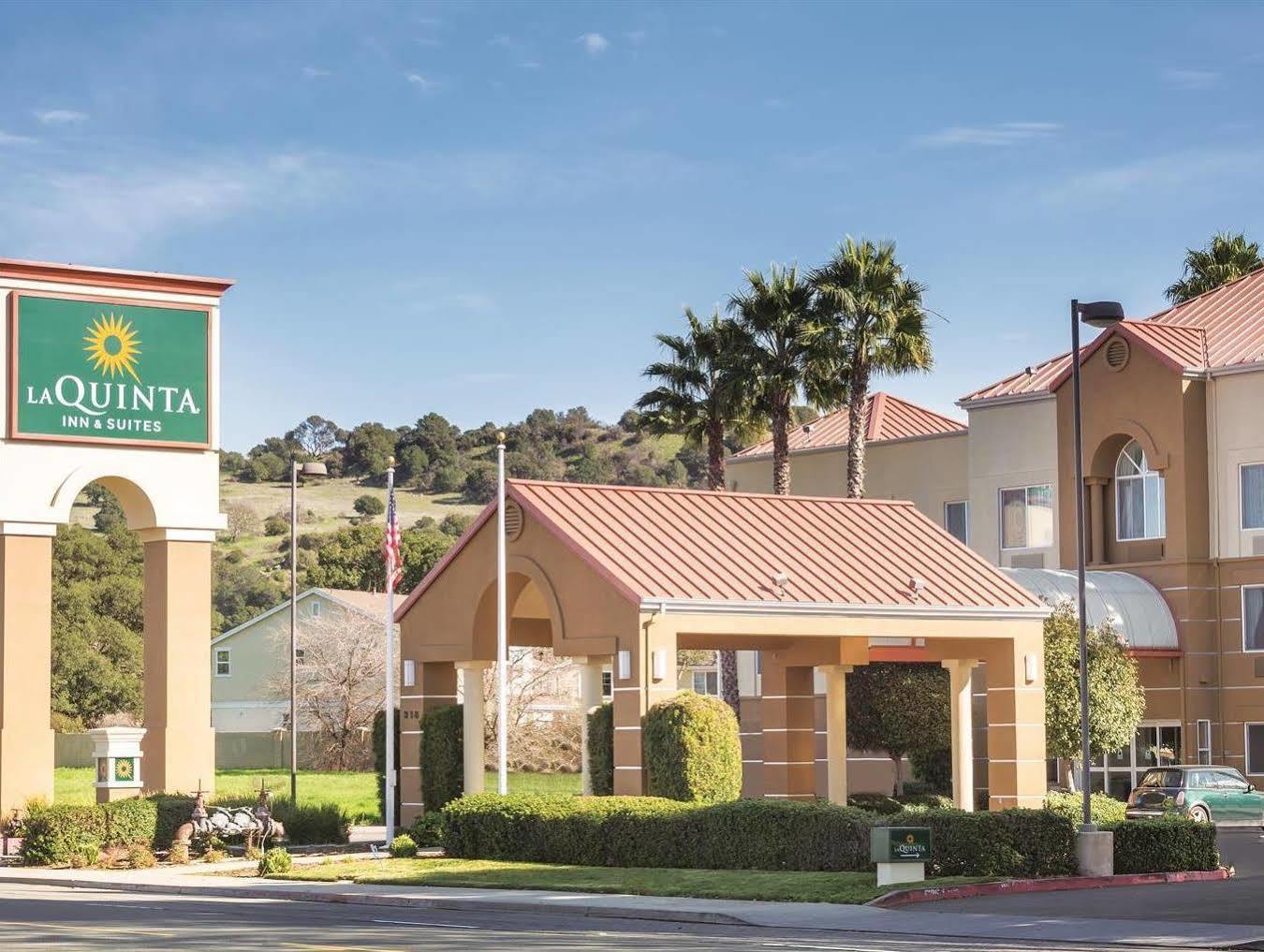 La Quinta By Wyndham Fairfield - Napa Valley Exterior foto